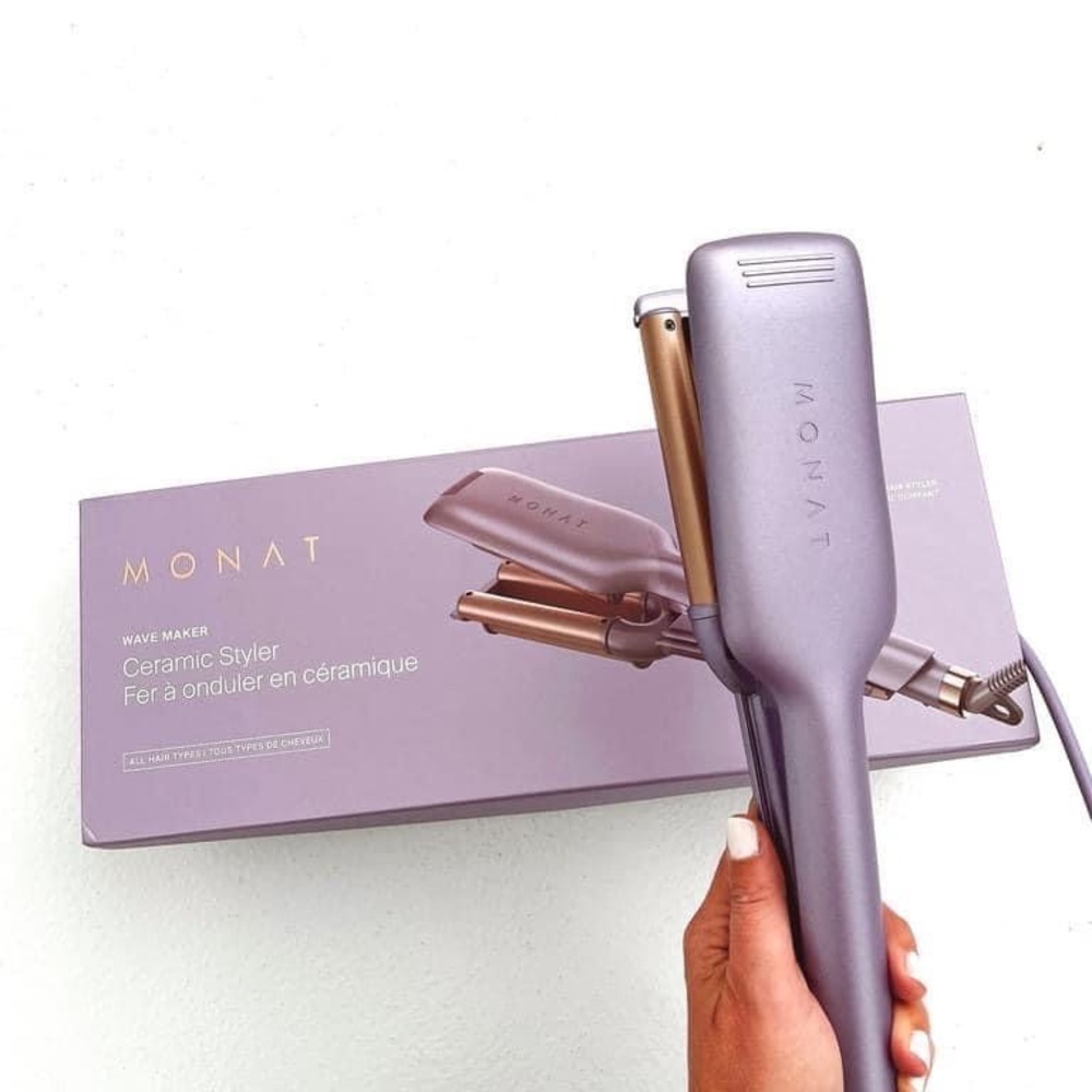 Ceramic Wave Styler from Monat. BRAND NEW.